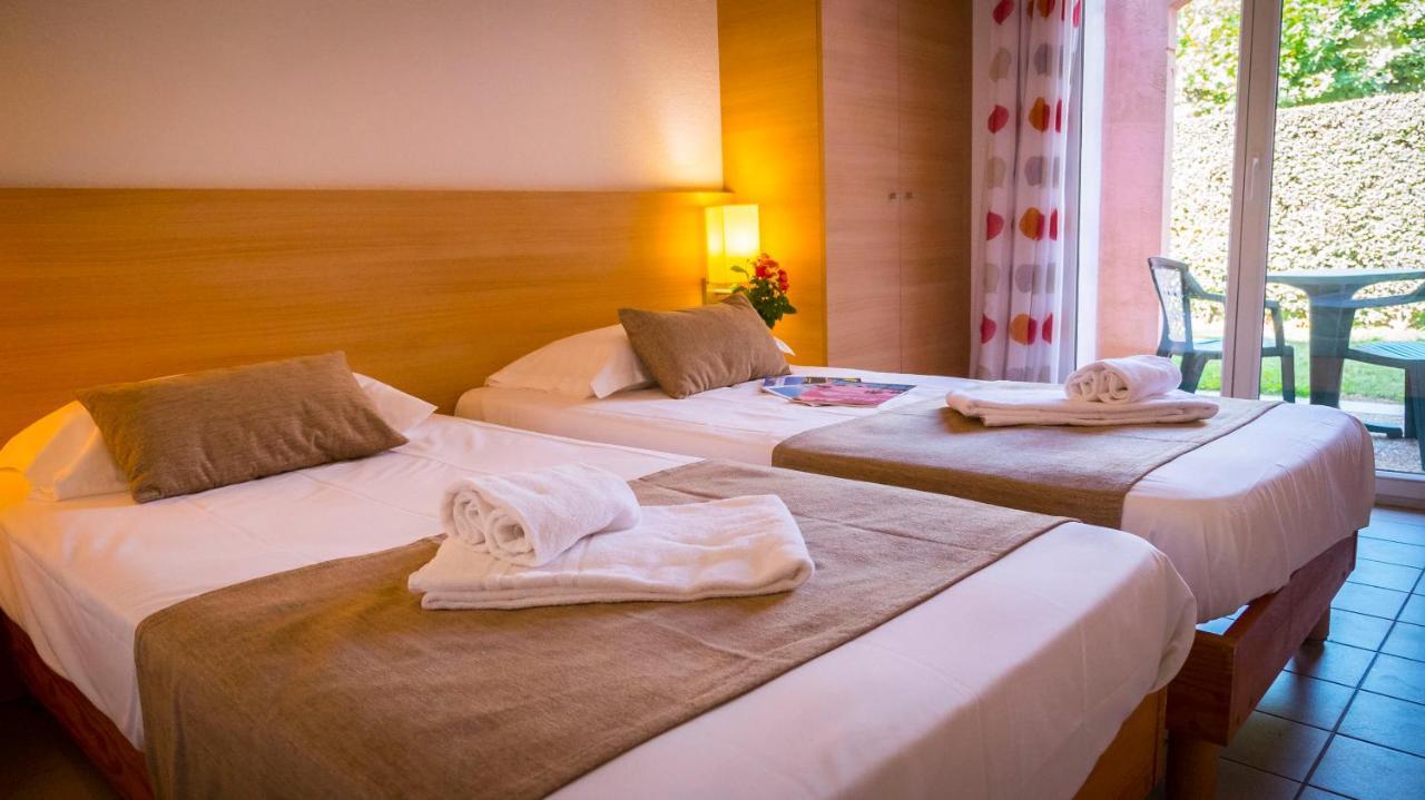 Hotel Club Oustal Del Mar Le Lavandou Exterior foto