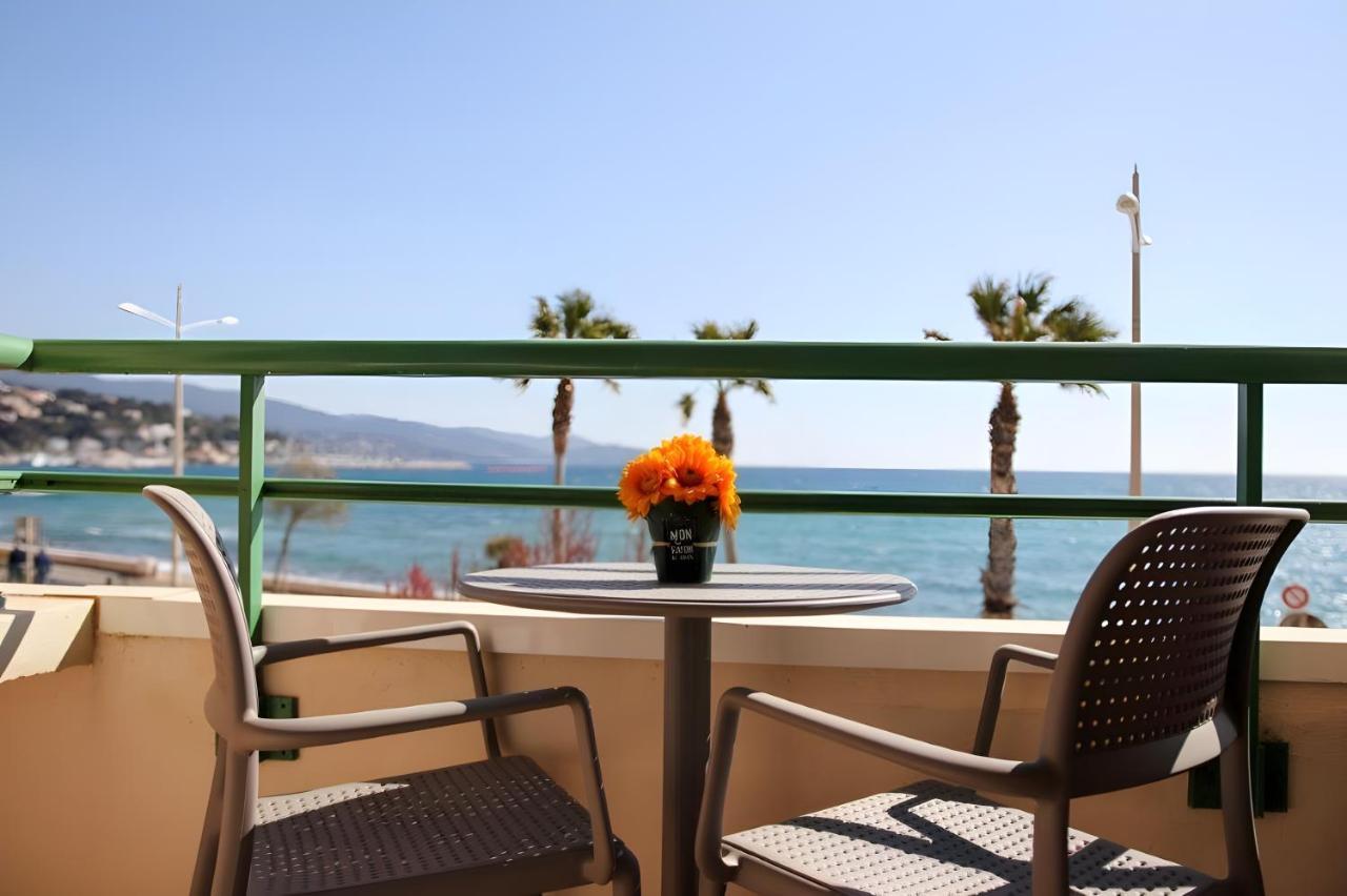 Hotel Club Oustal Del Mar Le Lavandou Exterior foto